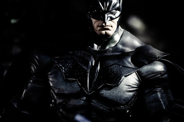 历史剧《大明风华》剧照，宫廷服饰与华丽布景